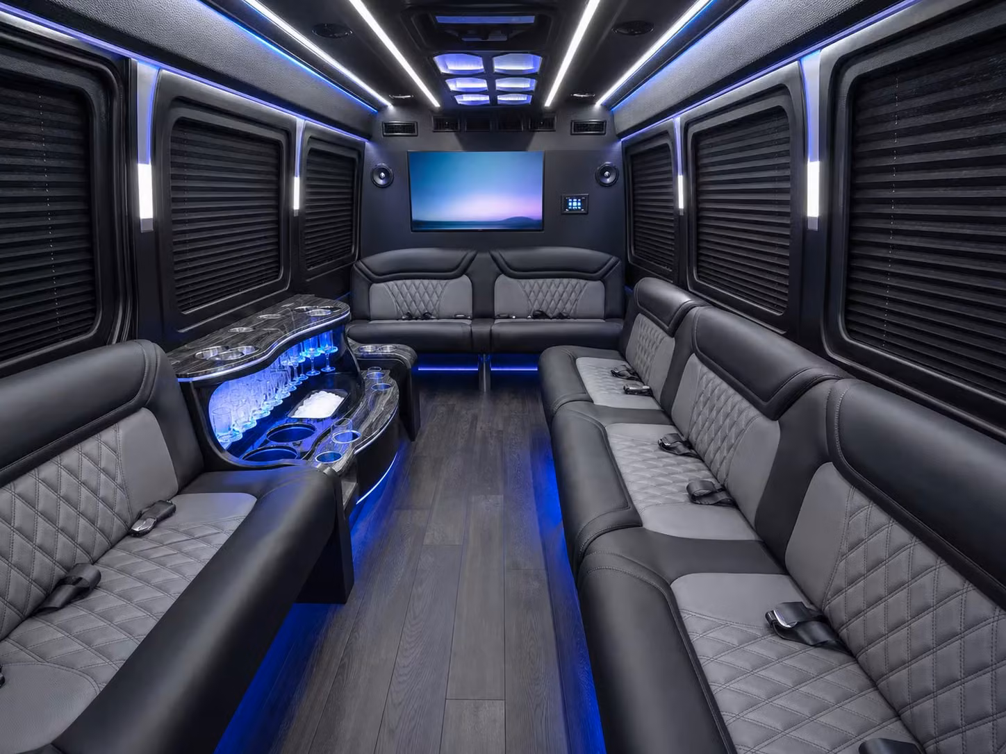 charterbusrentalstlouis com puts the right bus for your st louis convention and event shuttles in one place