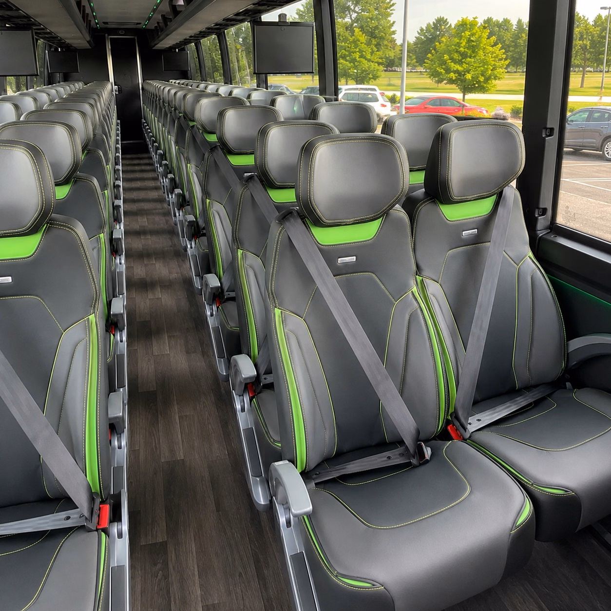 school bus rentals for field trips to the gateway arch national park